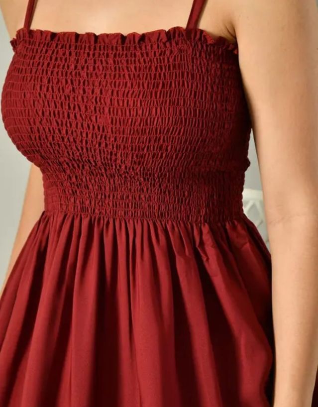 Stylish Women's Sleeveless Smocked Midi Dress – Elegant Casual Party Wear