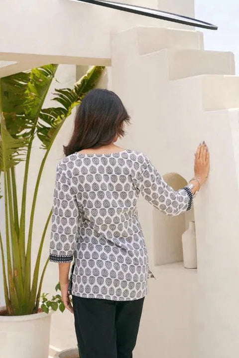 Stylish White Multicolor hand block print cotton kurti for Girls and Women